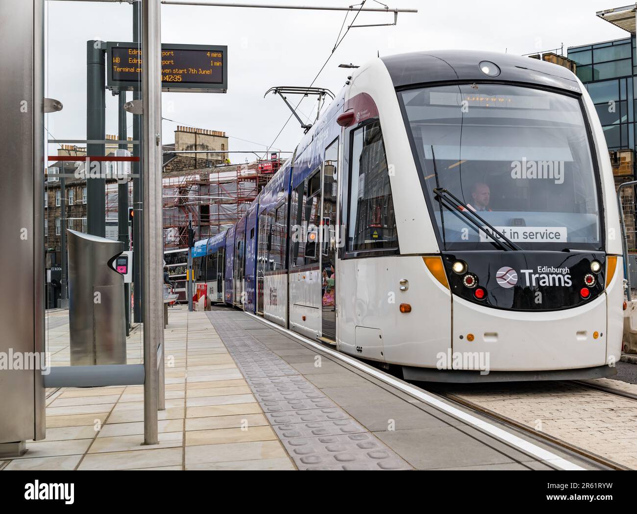 Tram at Picardy Place tram stop, Edinburgh trams, Scotland, UK Stock
