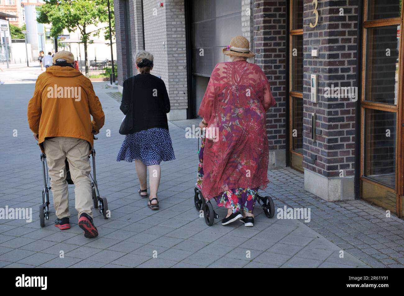 06 june 2023/Swedish senior people walking