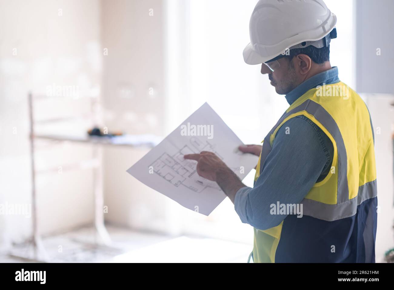 Drawing stands hi-res stock photography and images - Alamy