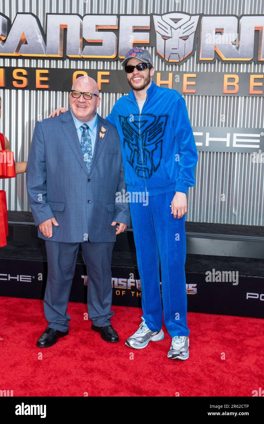 Transformers The Rise Of The Beasts New York City Red Carpet and Premiere at the Kings Theater in Brooklyn -  Pete Davison Stock Photo