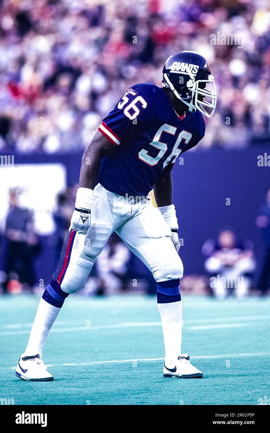 📸 56 of 56: Rare photos of Lawrence Taylor