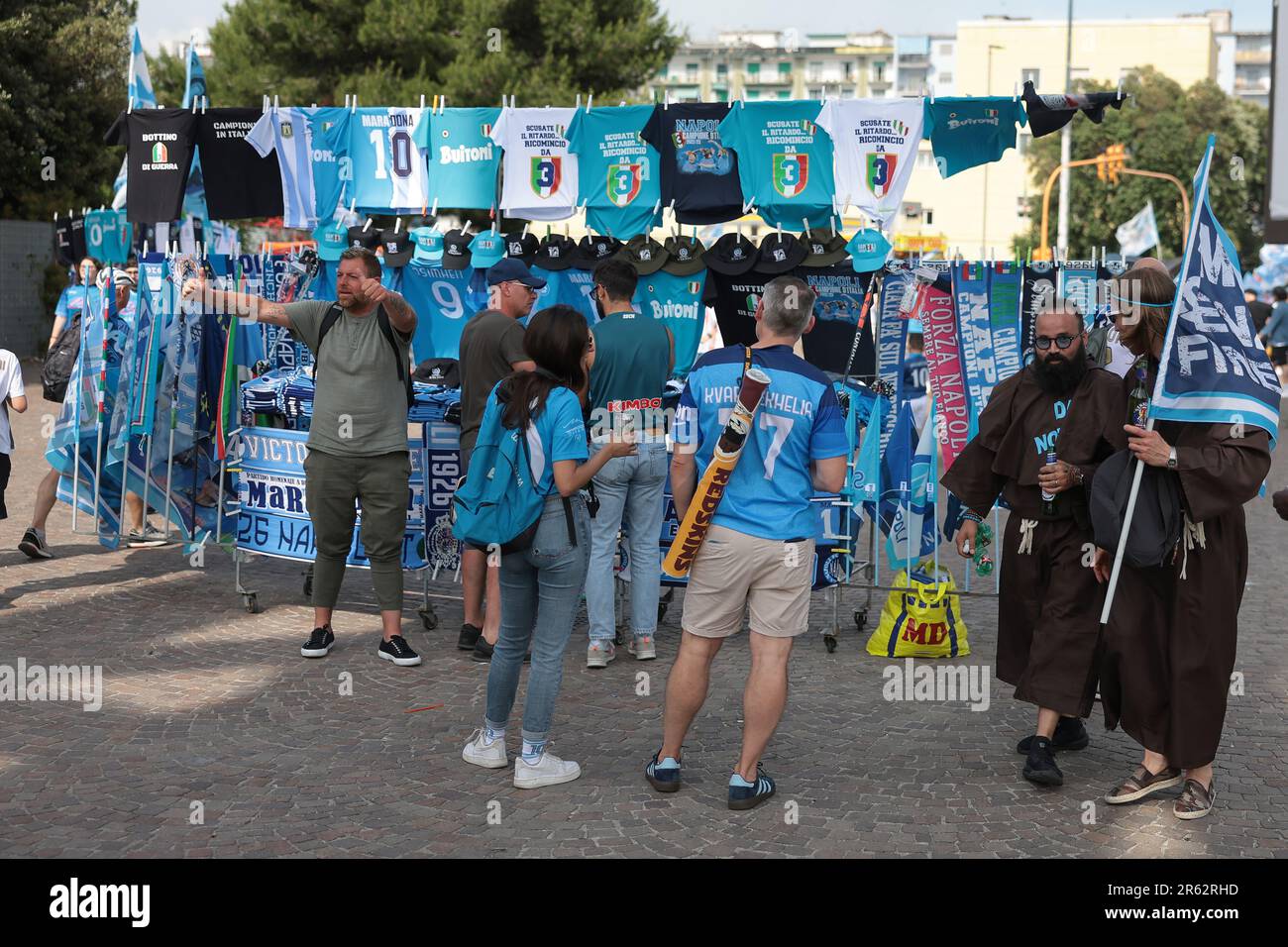 Napoli, Italy. 4th June, 2023. Merchandise for sale as SSC Napoli fans celebrate on the streets outside the stadium prior to the Serie A match at San Paolo, Napoli. Picture credit should read: Jonathan Moscrop/Sportimage Credit: Sportimage Ltd/Alamy Live News Stock Photo
