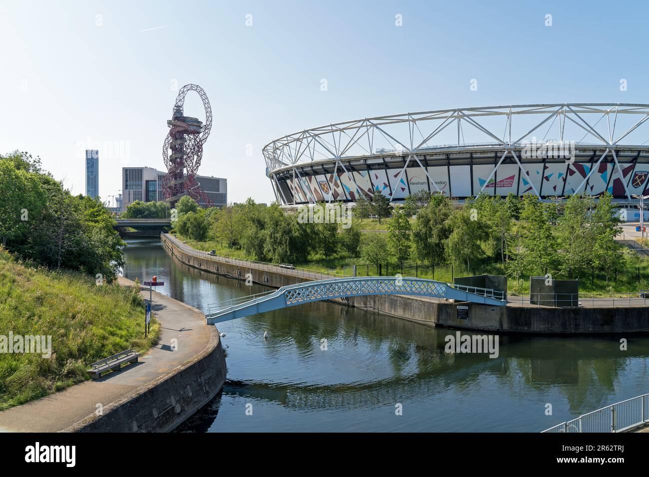 The Queen Elizabeth Olympic Park on a sunny day with the West Hams London Stadium in the distance. London - 4th June 2023 Stock Photo