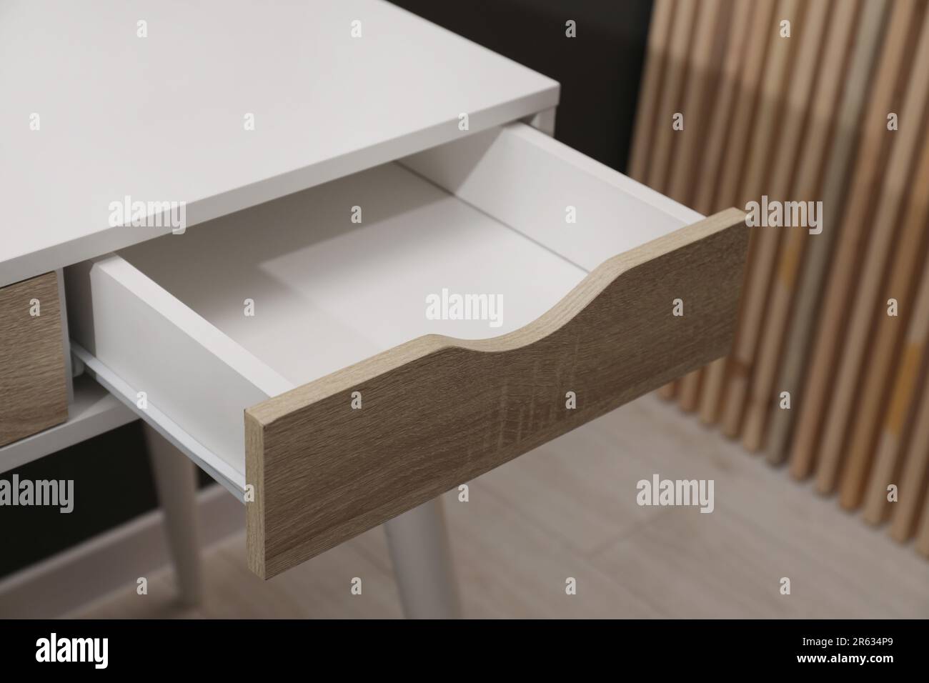 Cabinet drawers hi-res stock photography and images - Alamy