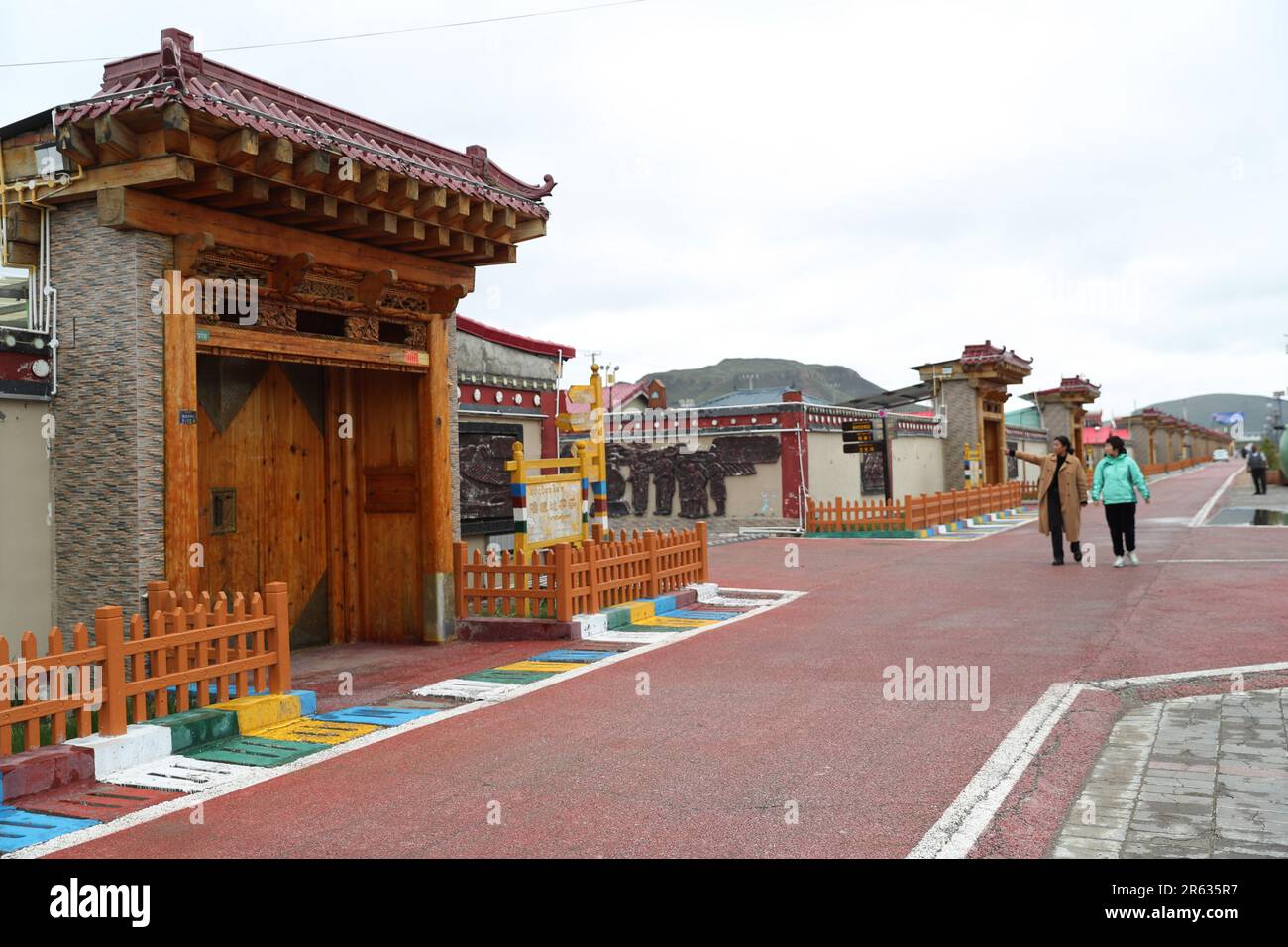 GANNAN, CHINA - JUNE 6, 2023 - Tourists view the village of Gaxiu village in Gannan Tibetan Autonomous Prefecture, Gansu province, China, June 6, 2023 Stock Photo