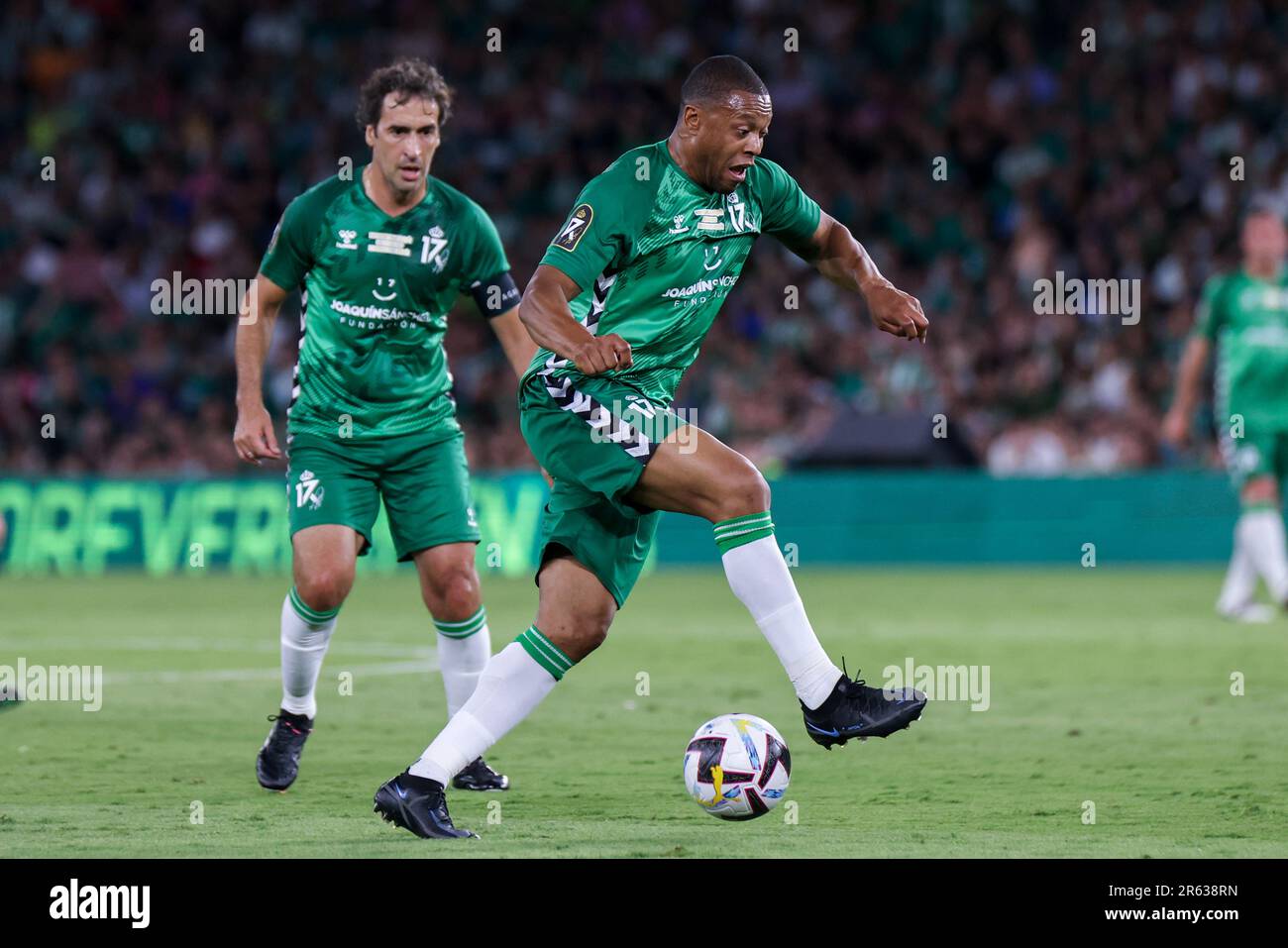 Seville, Spain. 6th June, 2023. Julio Baptista runs with the ball during Joaquin Sanchez Tribute Match at Estadio Benito Villamarin on June 06, 2023 in Seville, Spain. (Credit Image: © Jose Luis Contreras/DAX via ZUMA Press Wire) EDITORIAL USAGE ONLY! Not for Commercial USAGE! Stock Photo