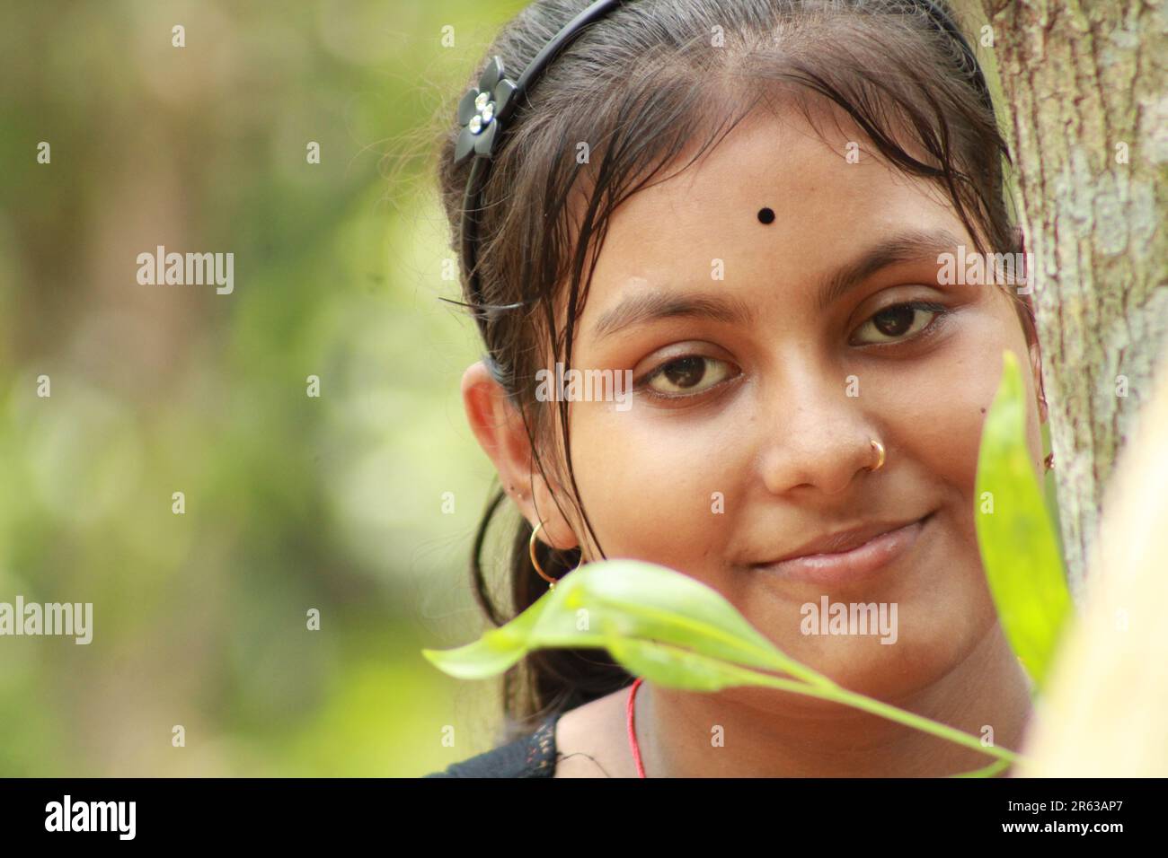 Indian Teenage Village girl face in Outdoor Stock Photo - Alamy