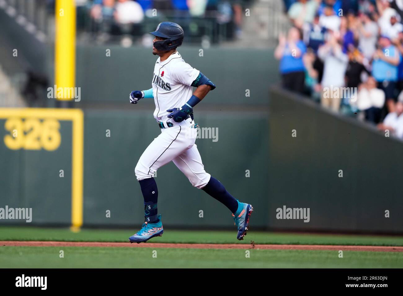Seattle Mariners' Julio Rodriguez jogs the bases after hitting a home run  against the New York Yankees in a baseball game Monday, May 29, 2023, in  Seattle. (AP Photo/Lindsey Wasson Stock Photo 