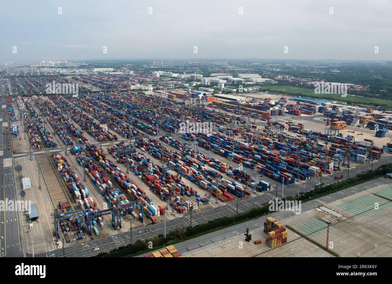 SHANGHAI, CHINA - JUNE 6, 2023 - Aerial photo taken on June 6, 2023 shows container handling operations at Waigaoqiao Port area of Shanghai Port in Sh Stock Photo