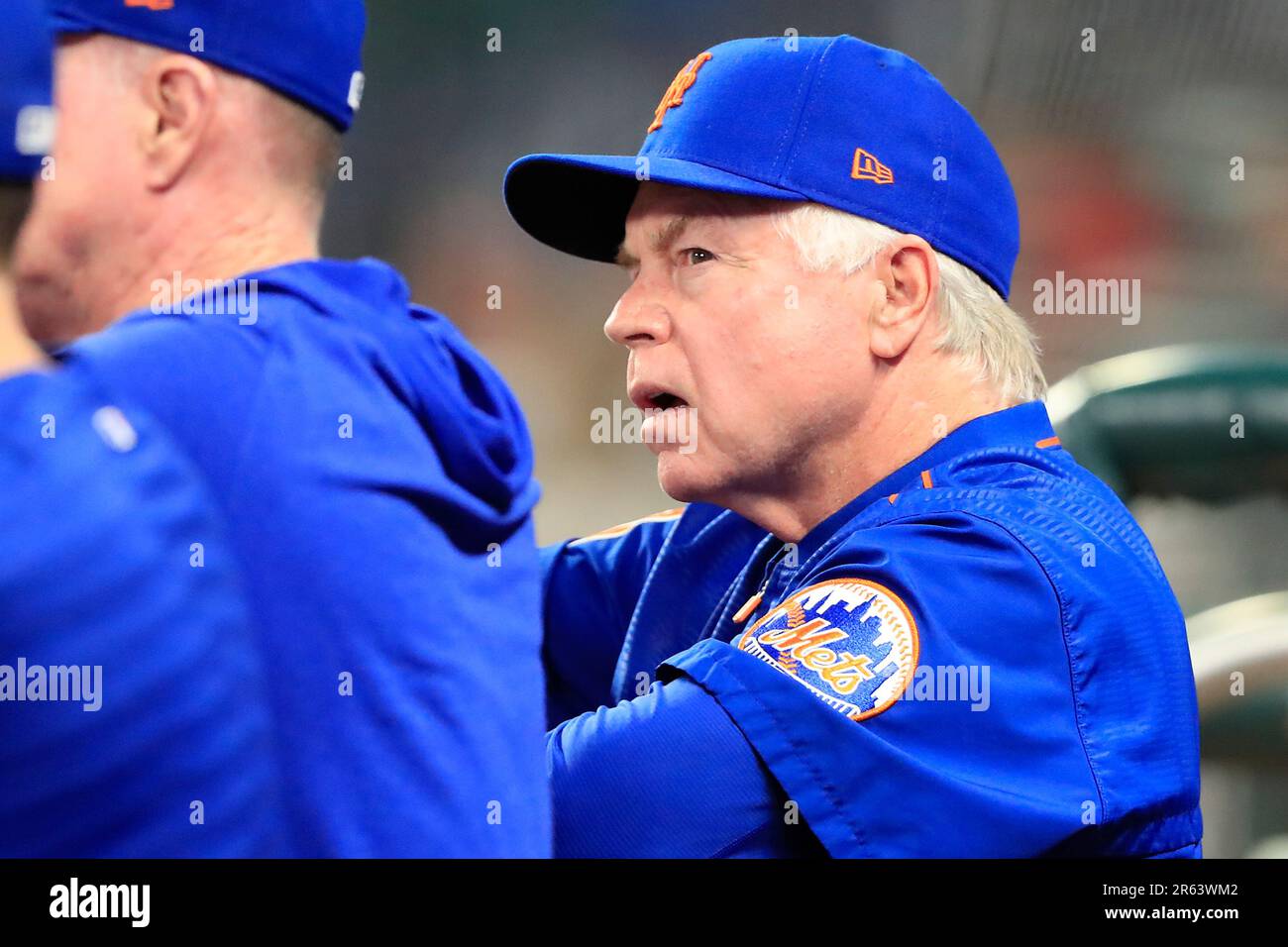 ATLANTA, GA – August 18: New York manager Buck Showalter (11