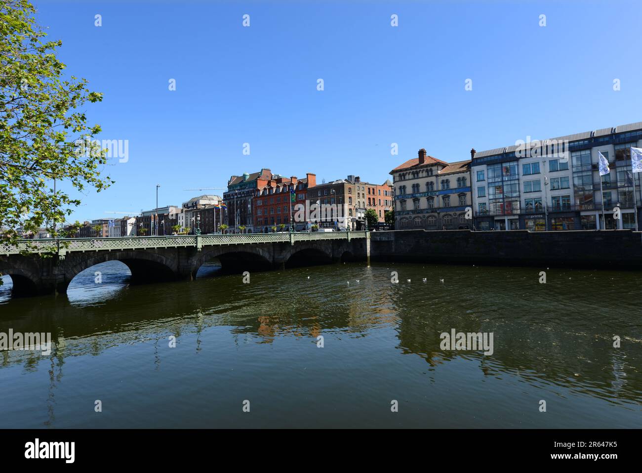 Grattan Bridge over the River Liffey in Dublin, Ireland Stock Photo - Alamy
