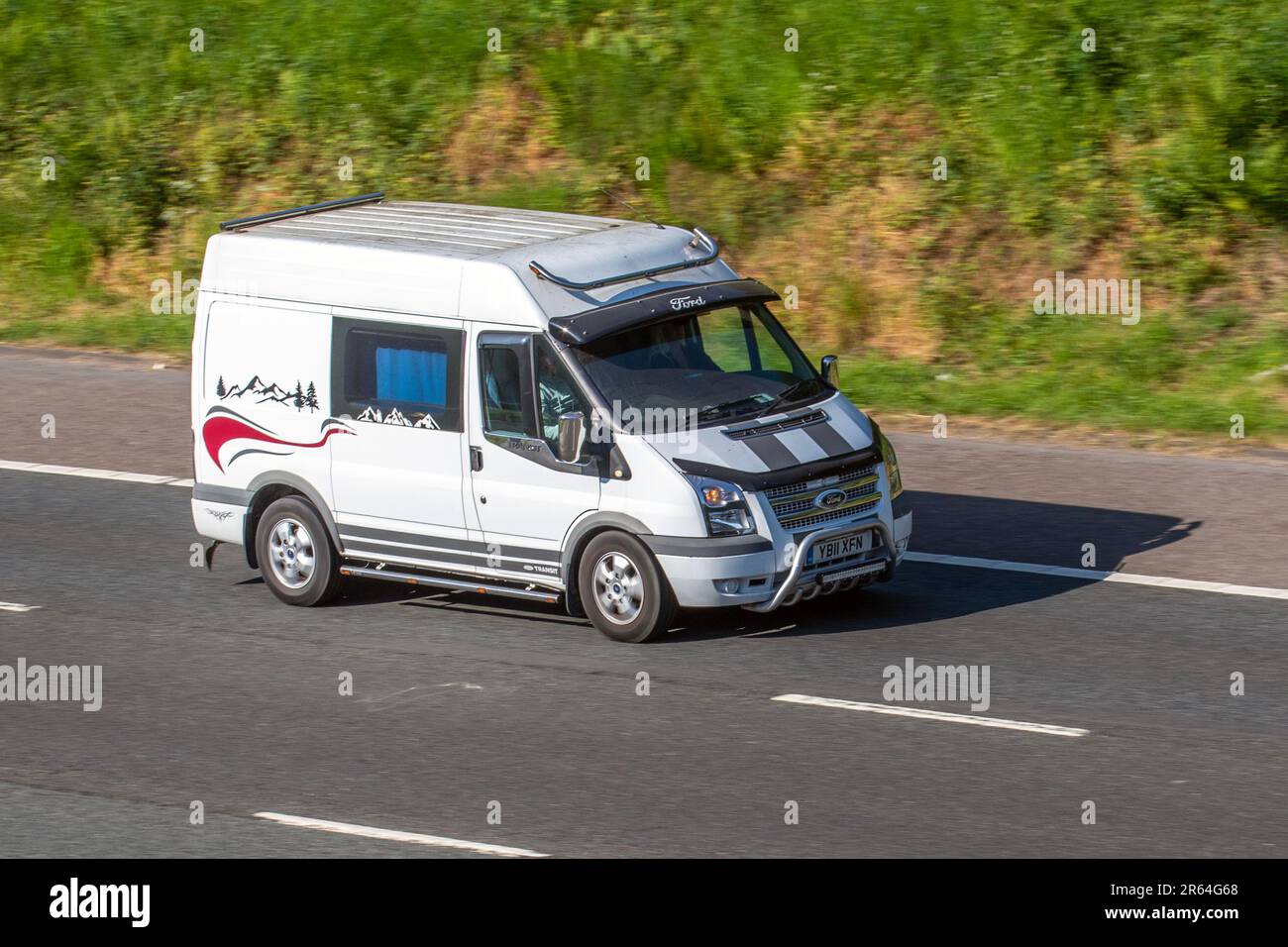 Swb commercial vans hi-res stock photography and images - Alamy