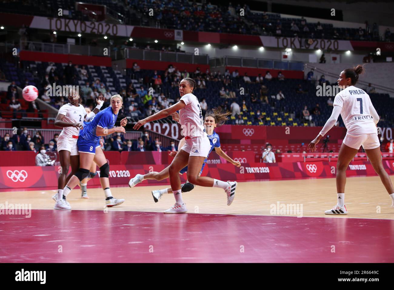 AUG 8, 2021 - Tokyo, Japan: Handball Women's Gold Medal Match between France and the Russian Olympic Committee at the Tokyo 2020 Olympic Games (Photo: Mickael Chavet/RX) Stock Photo