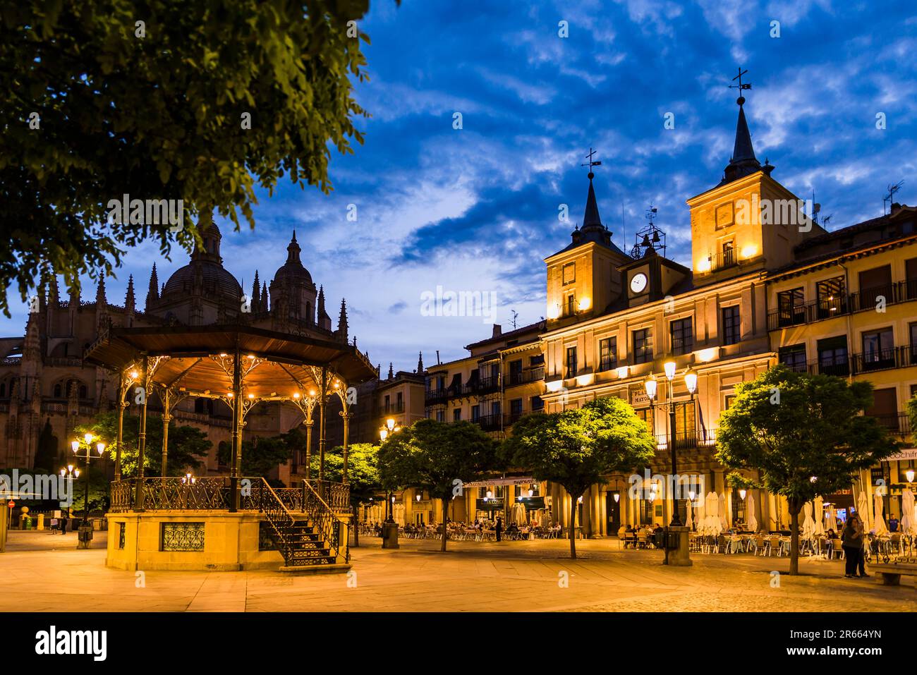 The Main Square at dusk. Town Hall of Segovia is the headquarters building of the city council of the city of Segovia, Castilla y León, Spain, Europe Stock Photo