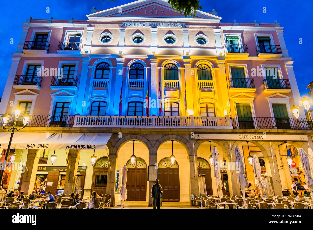 Carlos bravo hi-res stock photography and images - Alamy