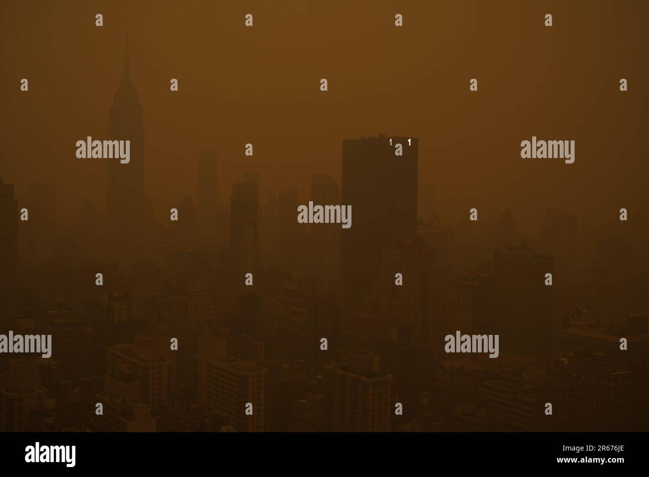 Urban landscape city smoke from hi-res stock photography and images - Alamy