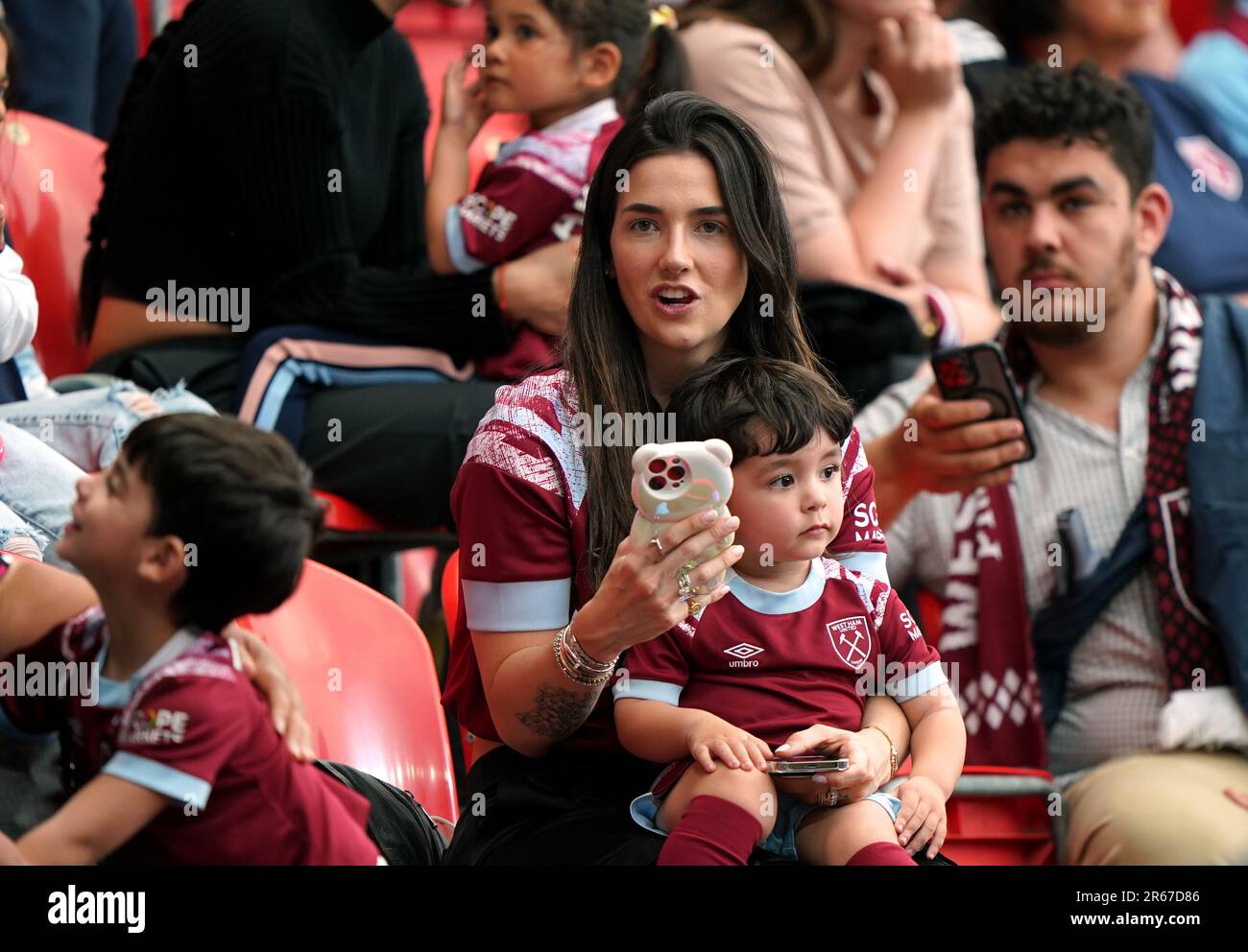 Maria Eduarda Fournier, wife of West Ham United’s Lucas Paqueta ahead