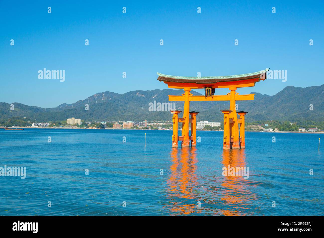 Otorii (Grand Gate) of Miyajima Stock Photo - Alamy