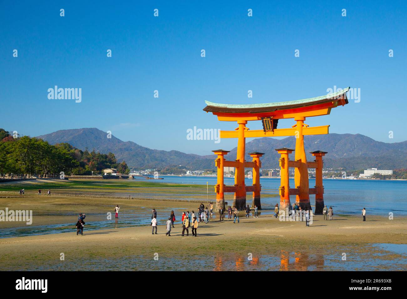 Otorii (Grand Gate) of Miyajima Stock Photo - Alamy