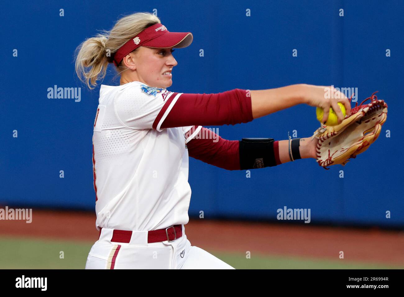Florida State's Mack Leonard pitches against Oklahoma during the first