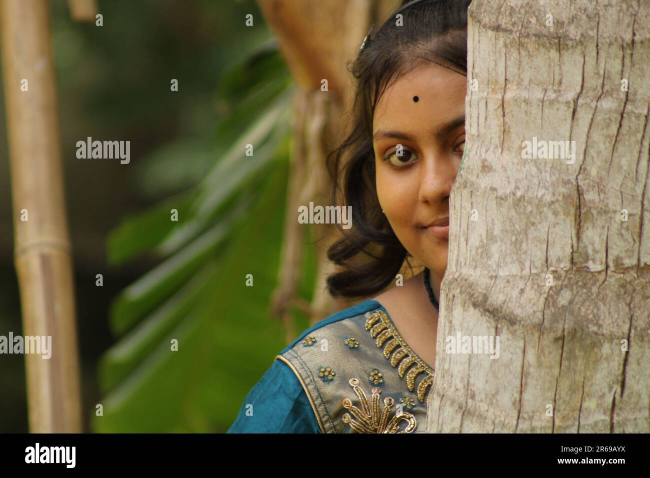 Woman sweatshirt indian hi-res stock photography and images - Alamy
