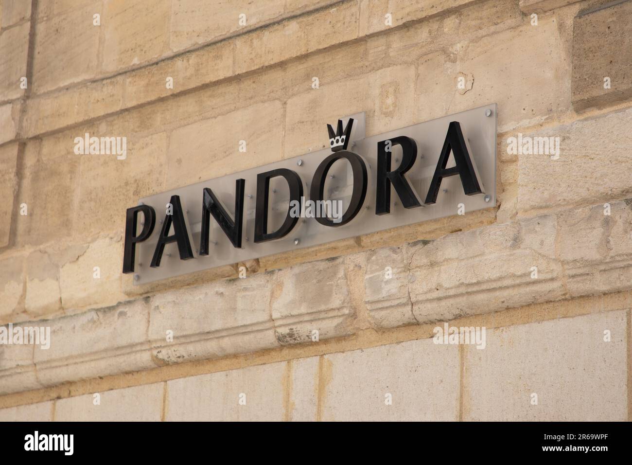 Bordeaux , Aquitaine France 06 06 2023 pandora logo chain brand and