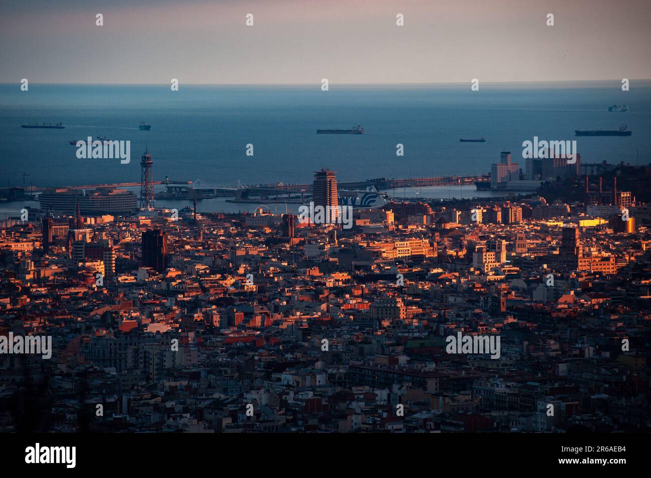Barcelona cityscape skyline hi-res stock photography and images - Alamy