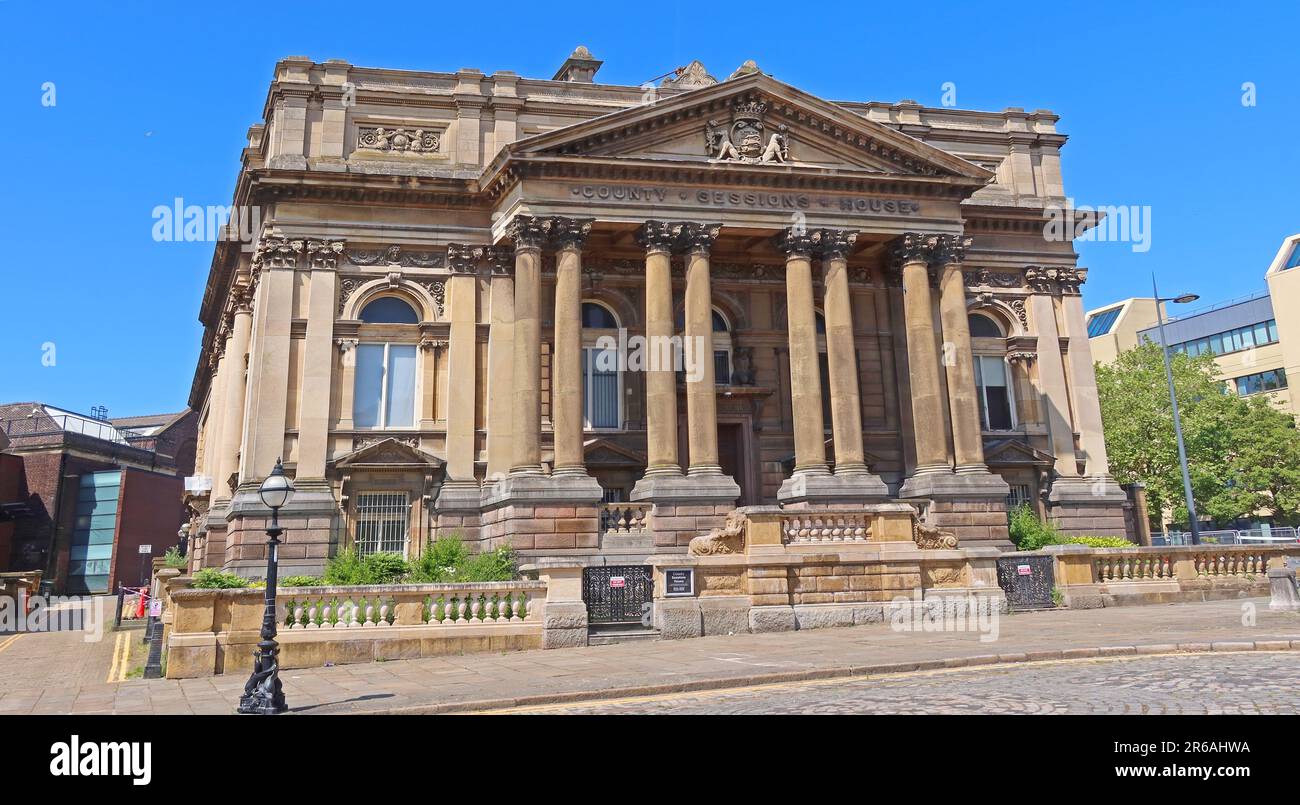 Outside the Walker Art Gallery, William Brown St, Liverpool, L3 8EL Stock Photo