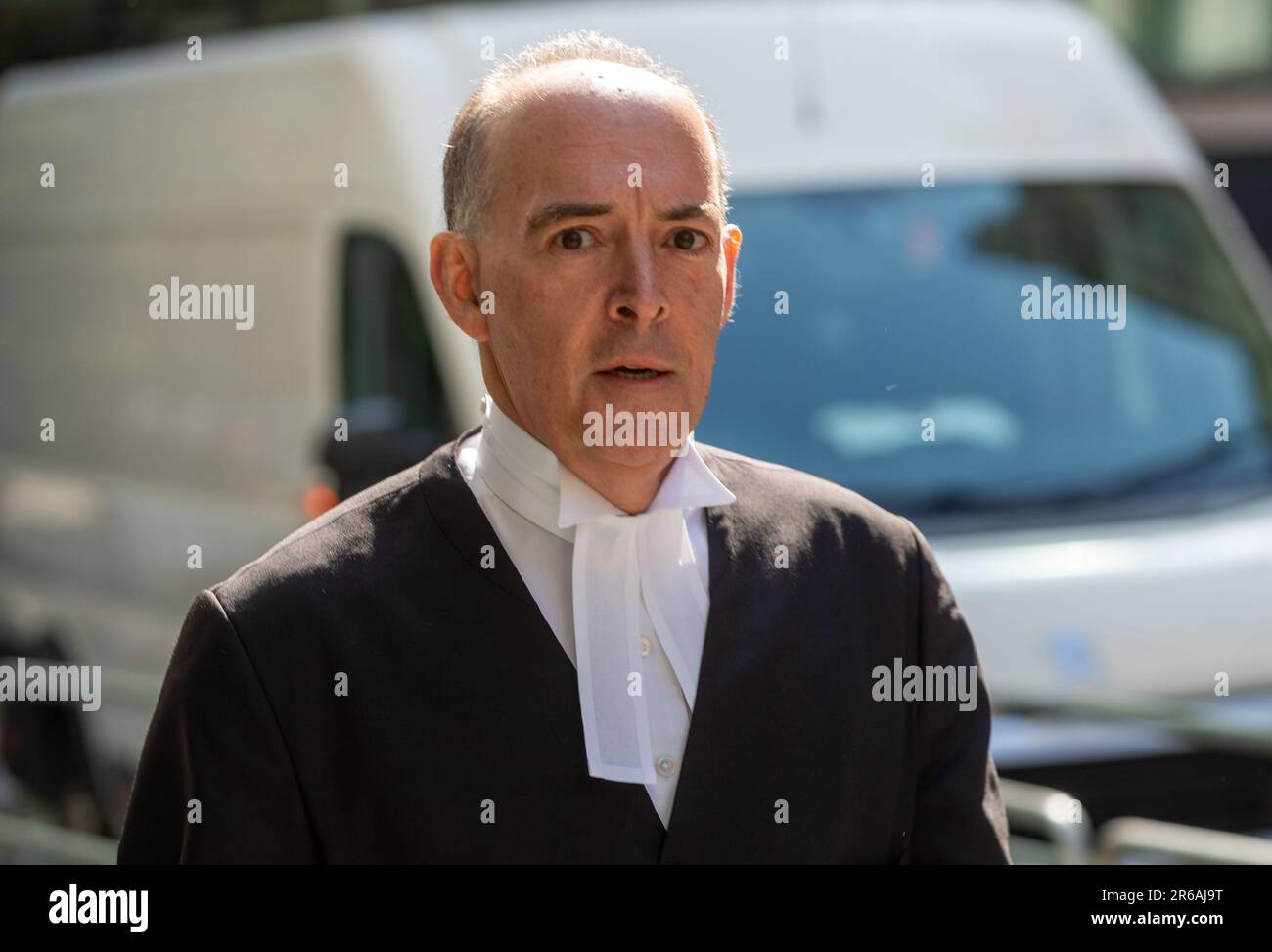 London, England, UK. 8th June, 2023. Lawyer for the defence ANDREW GREEN is seen outside High Court as the phone hacking trial against Mirror Group Newspapers (MGN) continues. A number of high-profile figures have brought claims against MGN over alleged unlawful information gathering at its titles. (Credit Image: © Tayfun Salci/ZUMA Press Wire) EDITORIAL USAGE ONLY! Not for Commercial USAGE! Stock Photo