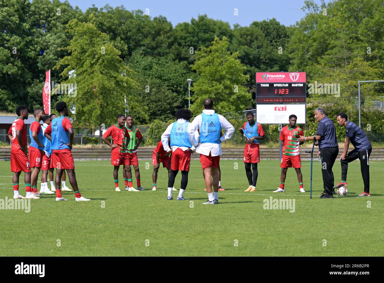 AMSTERDAM 08/06/2023, (r) Suriname assistant trainer Ryan Koolwijk