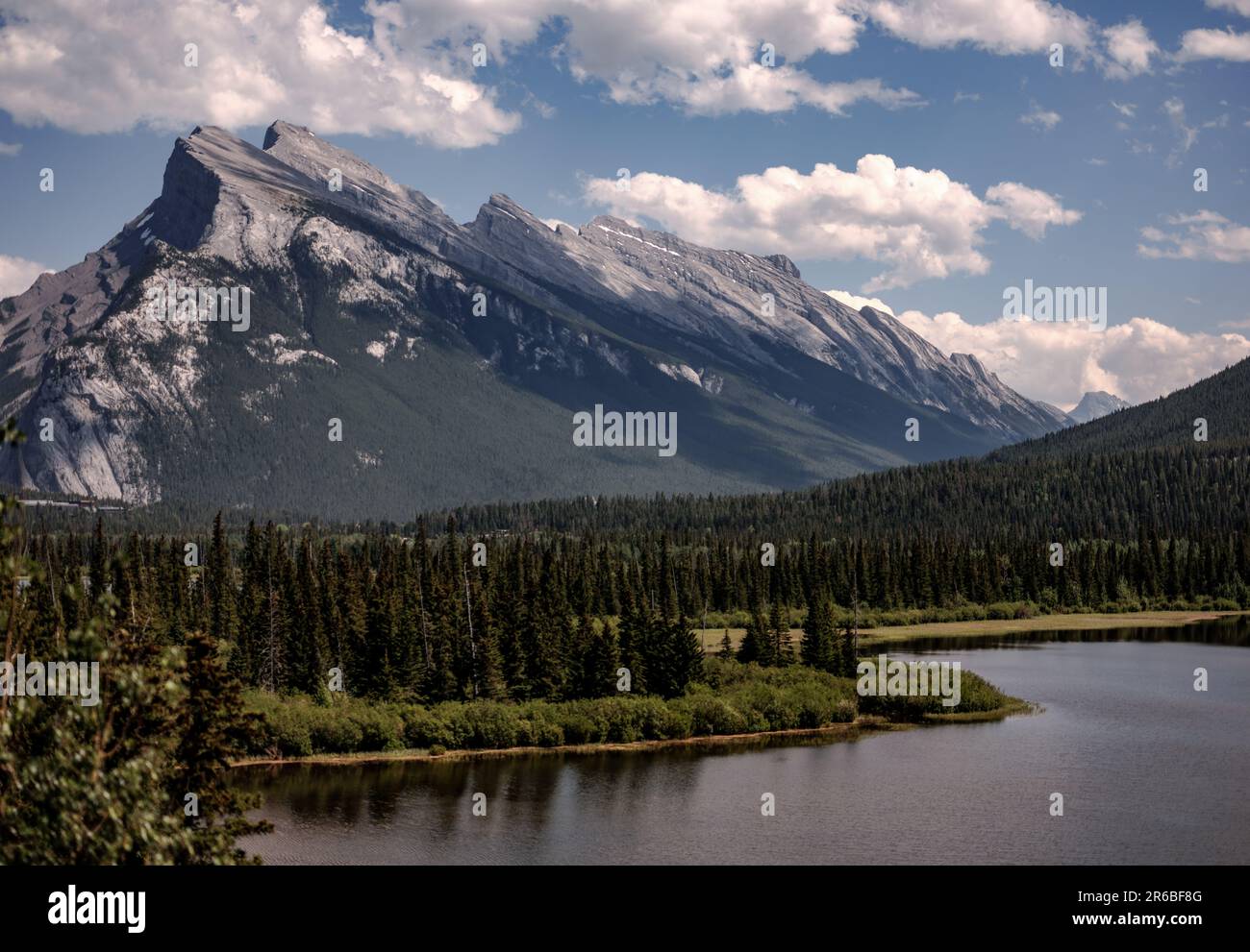 Rundel peaks hi-res stock photography and images - Alamy