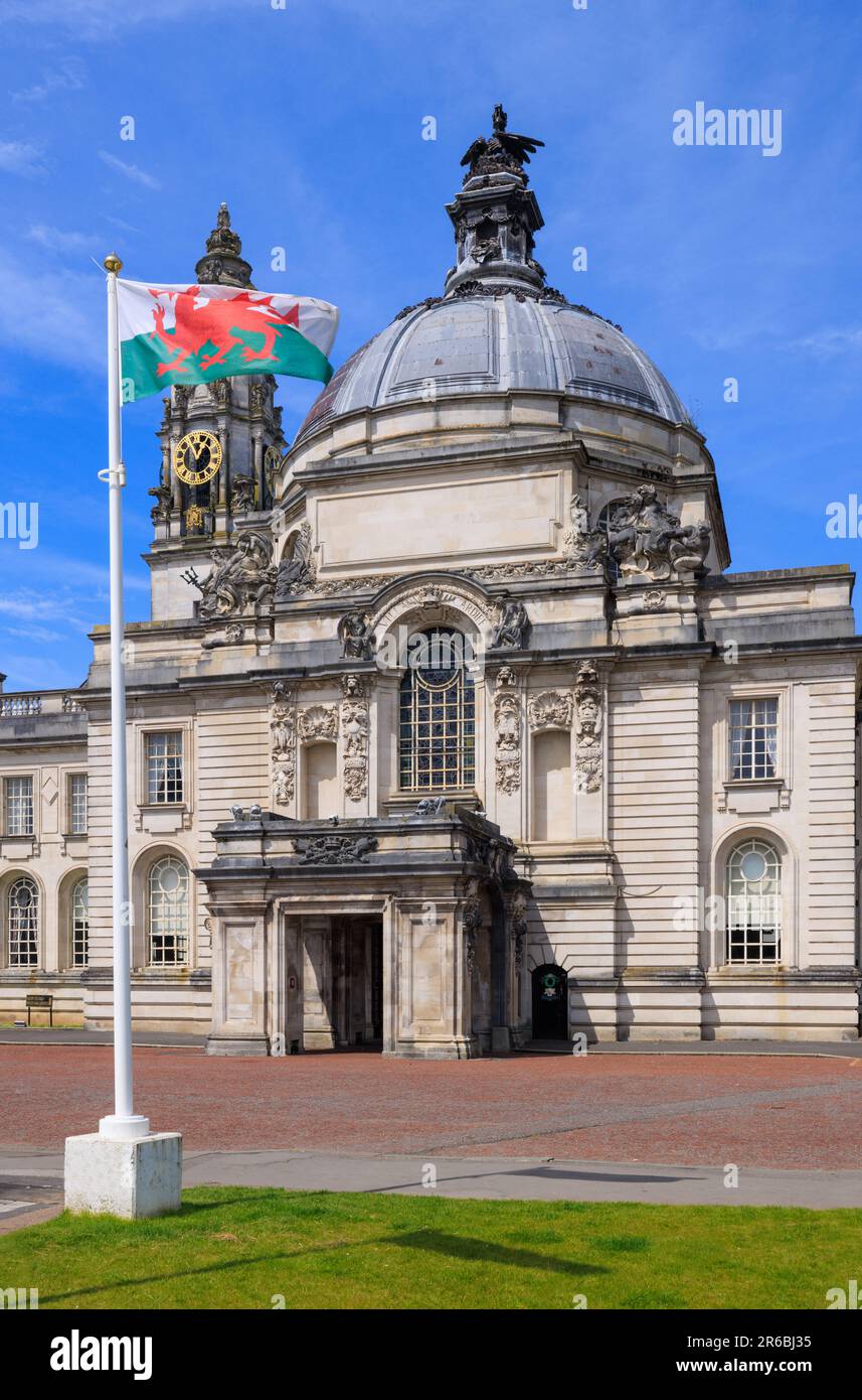 City Hall, Cardiff, Wales, UK Stock Photo Alamy