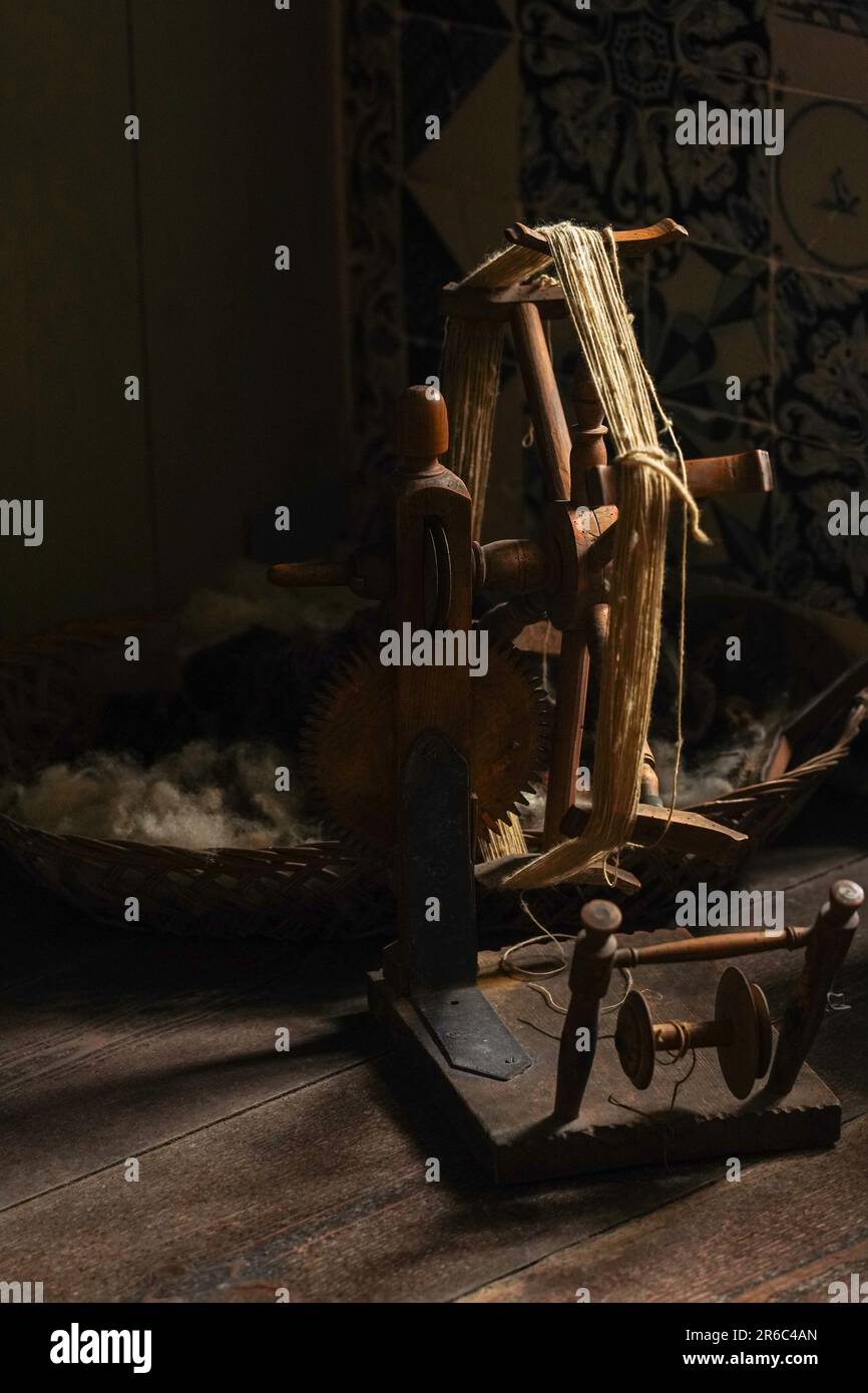 Old spinning machine hi-res stock photography and images - Alamy