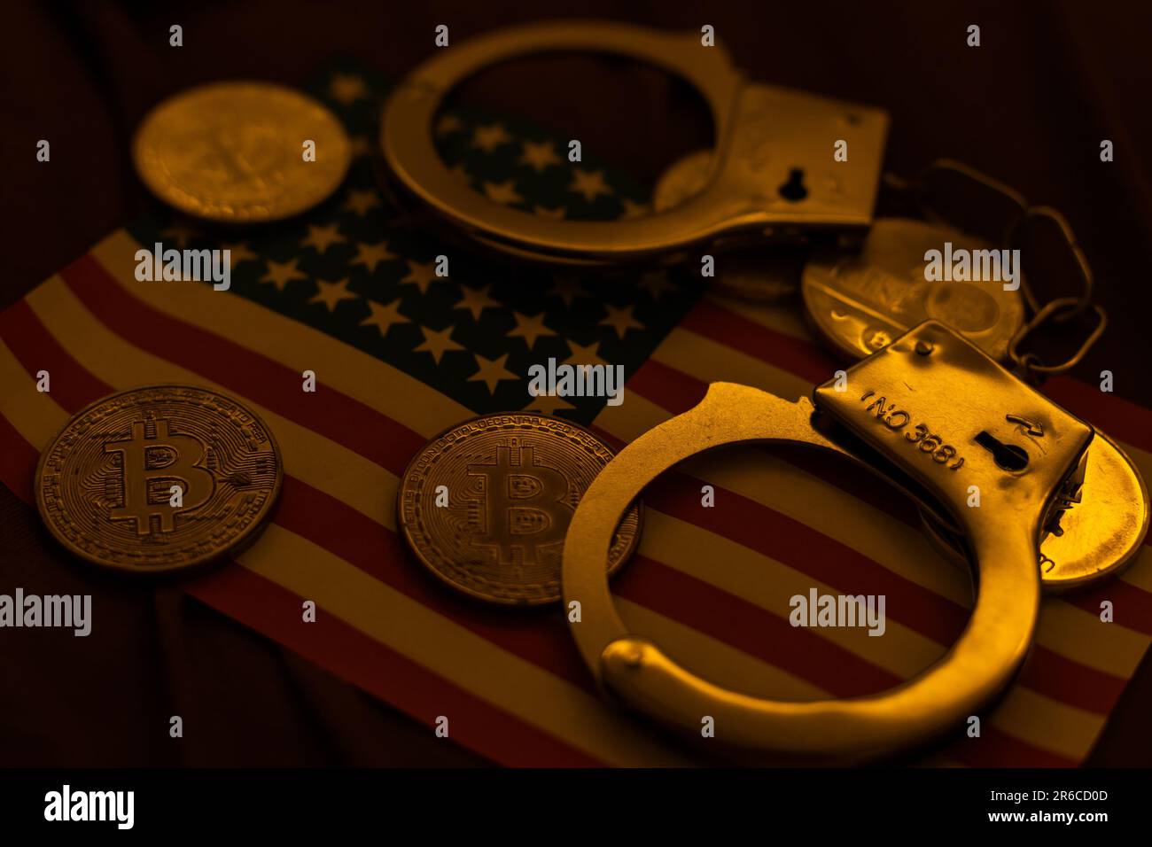 American bills coins on table hi-res stock photography and images - Alamy