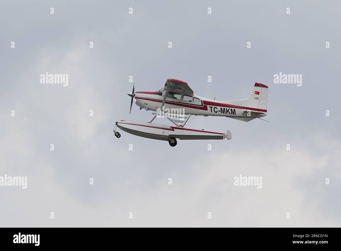 ISTANBUL, TURKIYE - OCTOBER 08, 2022: Private Cessna 185 Skywagon (18502710) take-off from Istanbul Ataturk Airport Stock Photo
