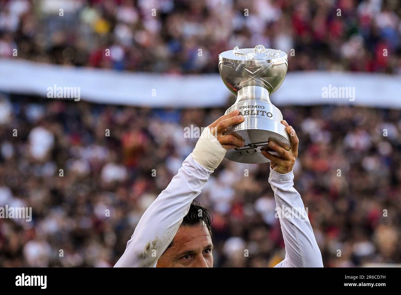 Cagliari, Italy. 08th June, 2023. Gianluca Lapadula of Cagliari Calcio,  Premio Capocannoniere Pablito during Final - Cagliari vs Bari, Italian  soccer Serie B match in Cagliari, Italy, June 08 2023 Credit: Independent