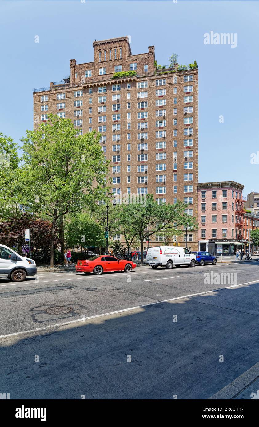 Emery Roth designed 299 West 12th Street as an apartment hotel. The Art ...