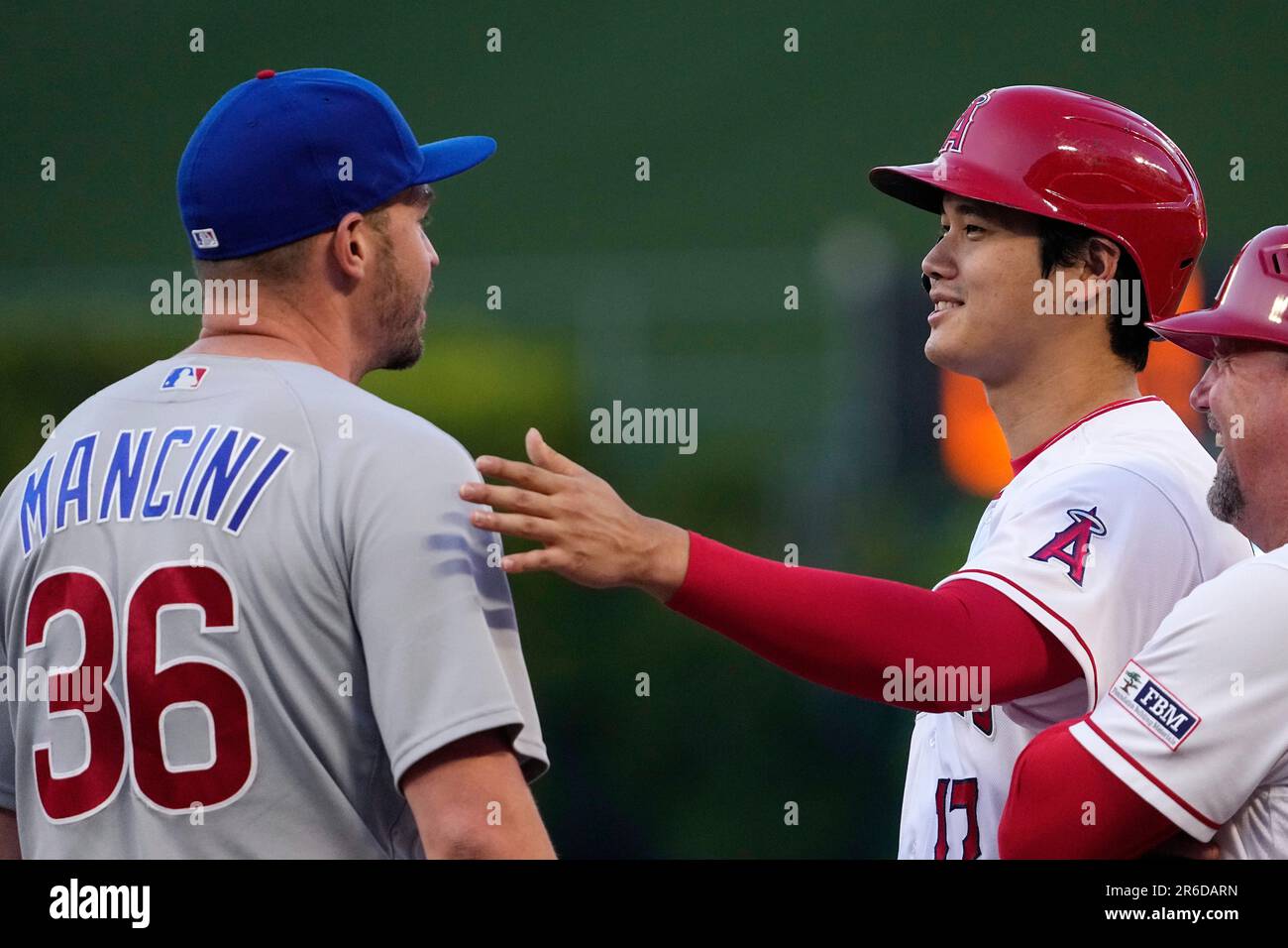 Chicago Cubs first baseman Trey Mancini (36) hits a single to