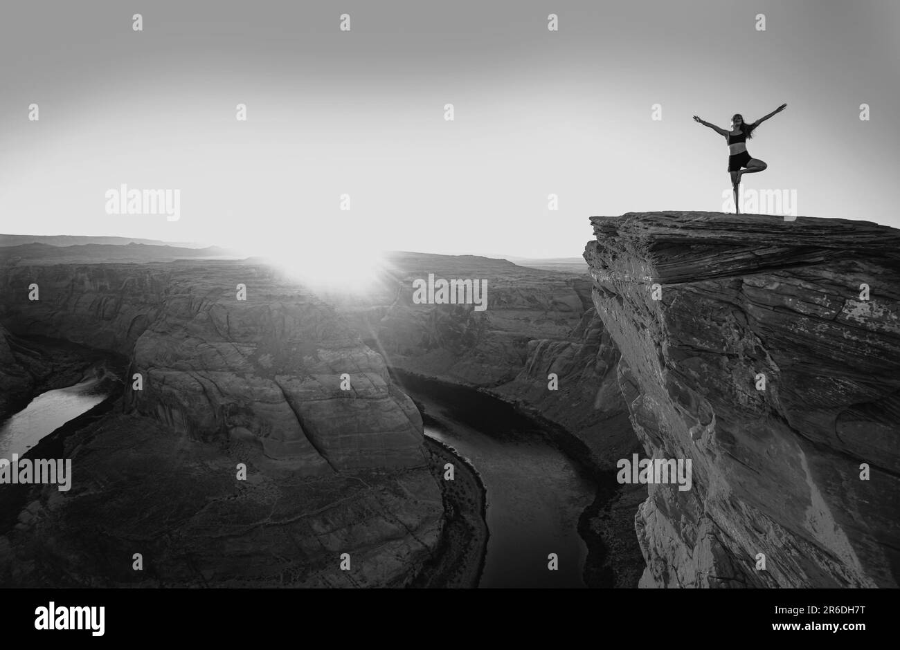 Tourist woman on Arizona Horseshoe Bend in Grand Canyon Stock Photo Alamy