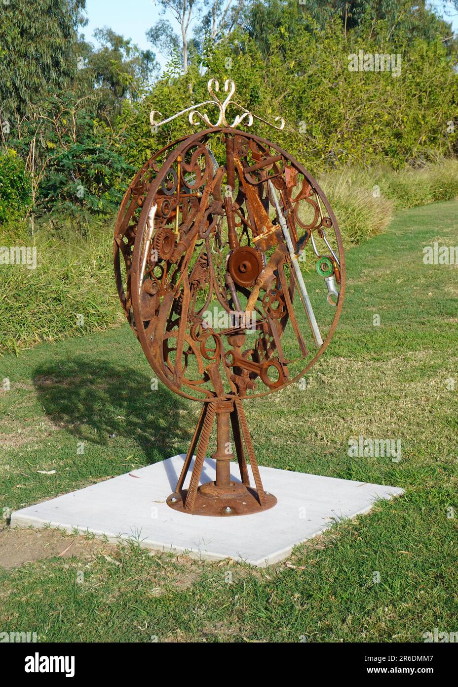 Intricate, Rusty Bits and Pieces Sculpture by Paul Fairweather along the Banks of the Macintyre River in Goondiwindi, Queensland Stock Photo