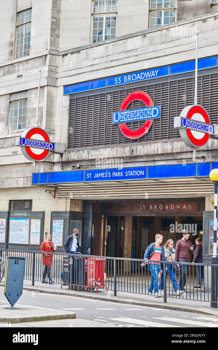 Entrance to and exit from St James