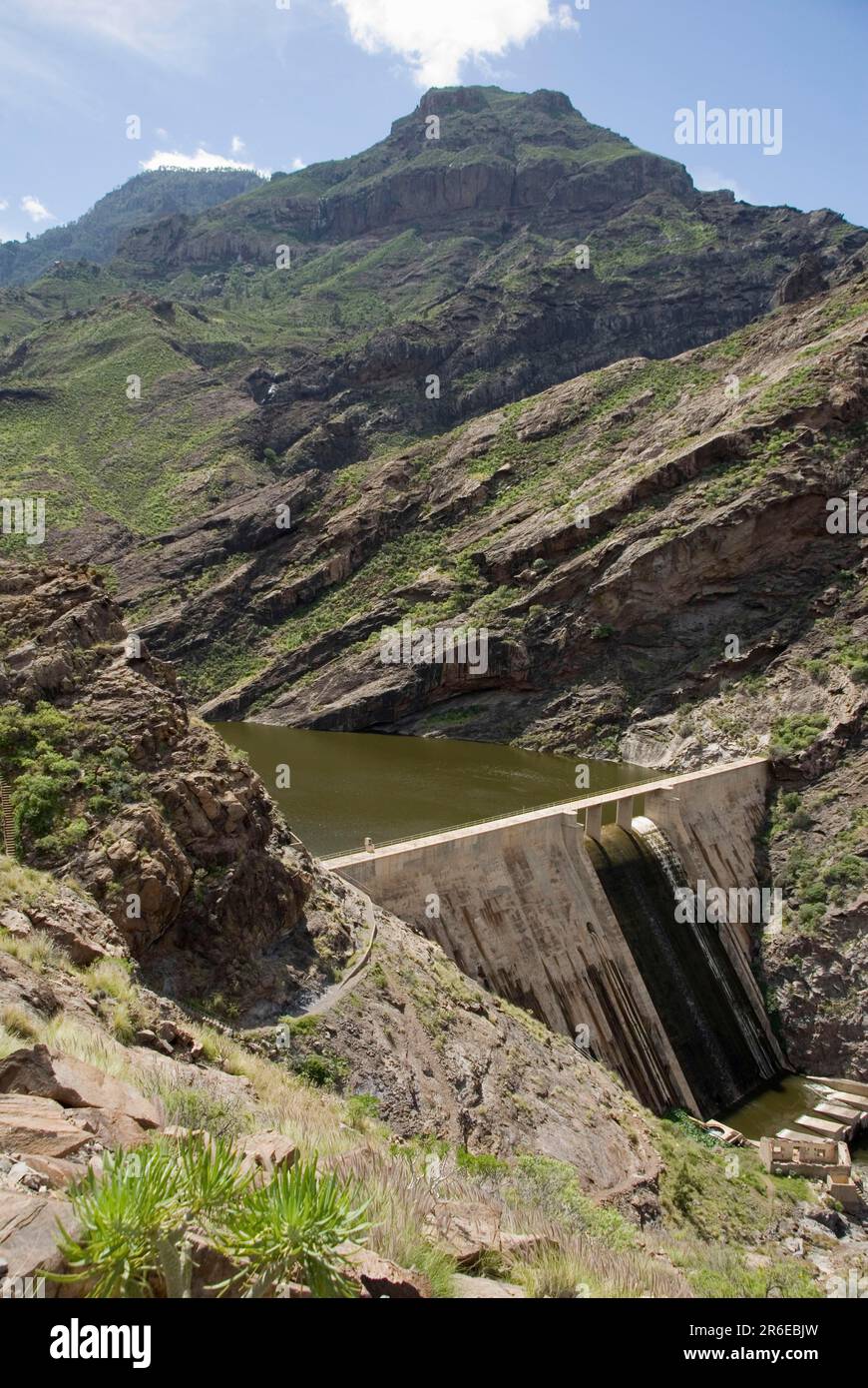 Reservoir Presa Caidero de la Nina, Gran Canaria, Canary Islands, Spain, Mountain Road GC210, Dam, Dam Wall Stock Photo