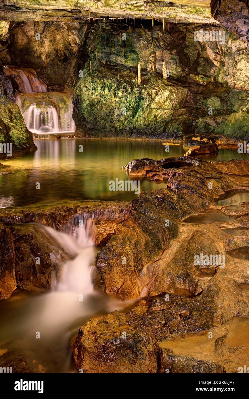 St. Beatus Caves. Underground waterfall, Switzerland Stock Photo - Alamy