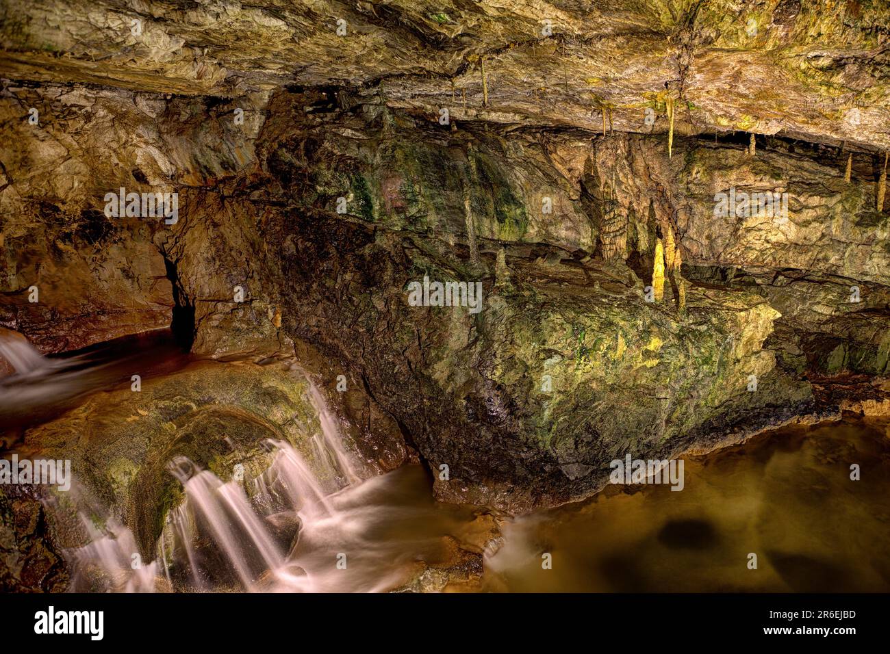 St. Beatus Caves. Underground waterfall, Switzerland Stock Photo - Alamy