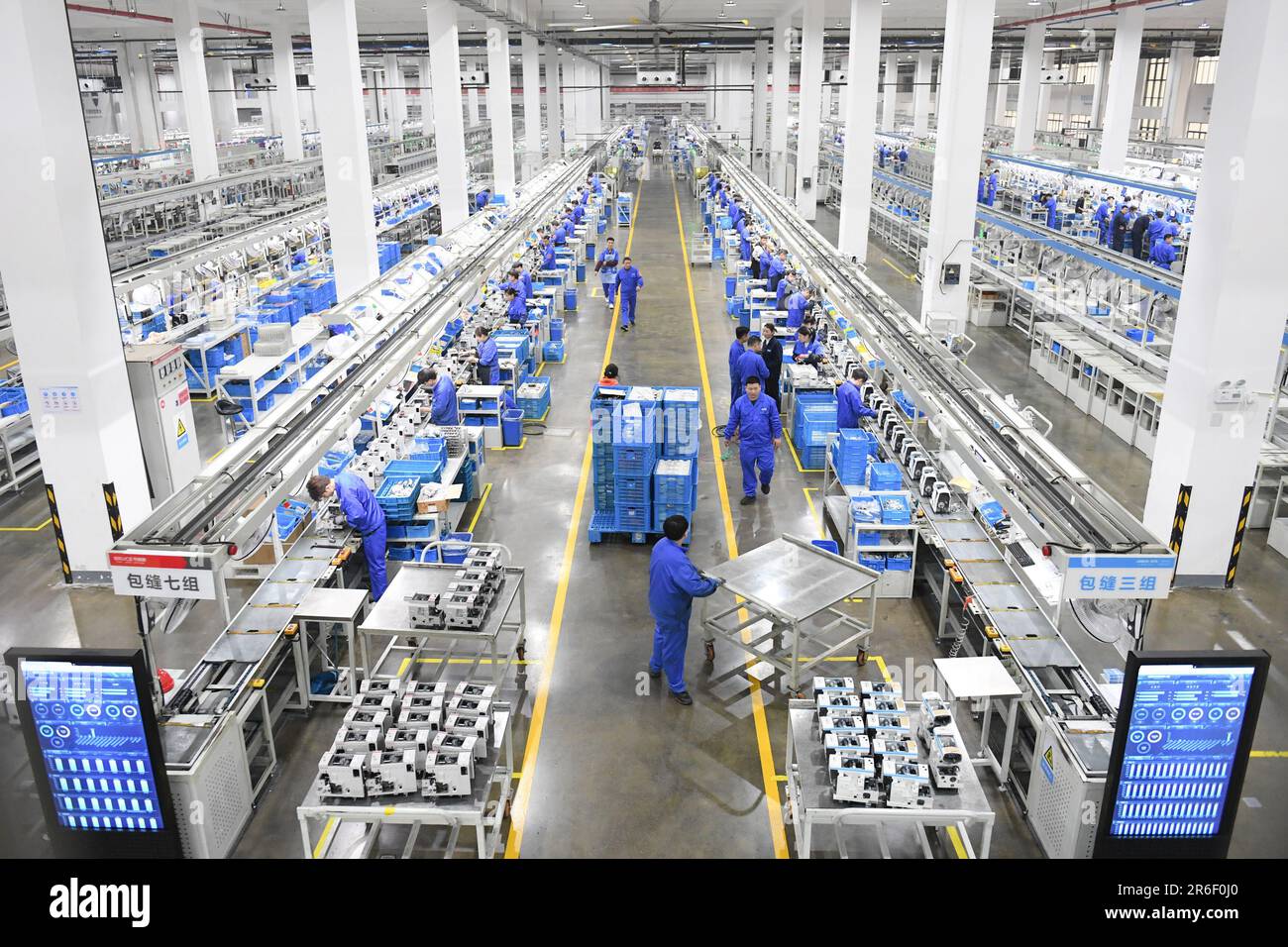 Beijing China S Zhejiang Province 23rd Mar 2023 People Work At A