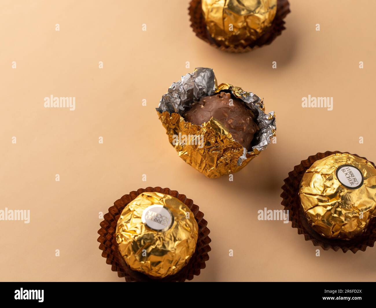 Ferrero rondnoir hi-res stock photography and images - Alamy