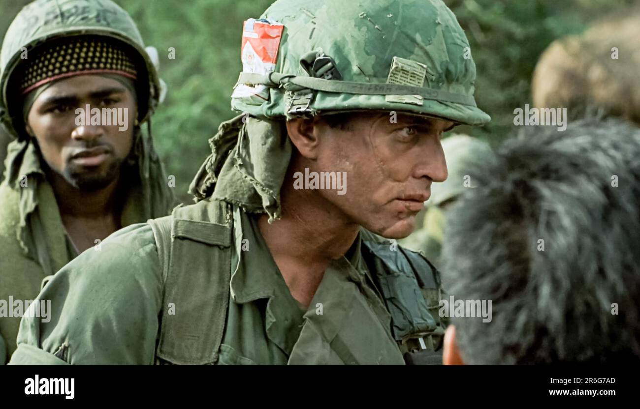 USA. Tony Todd in the (C)Orion Pictures movie: Platoon (1986). Plot: Chris  Taylor, a neophyte recruit in Vietnam, finds himself caught in a battle of  wills between two sergeants, one good and