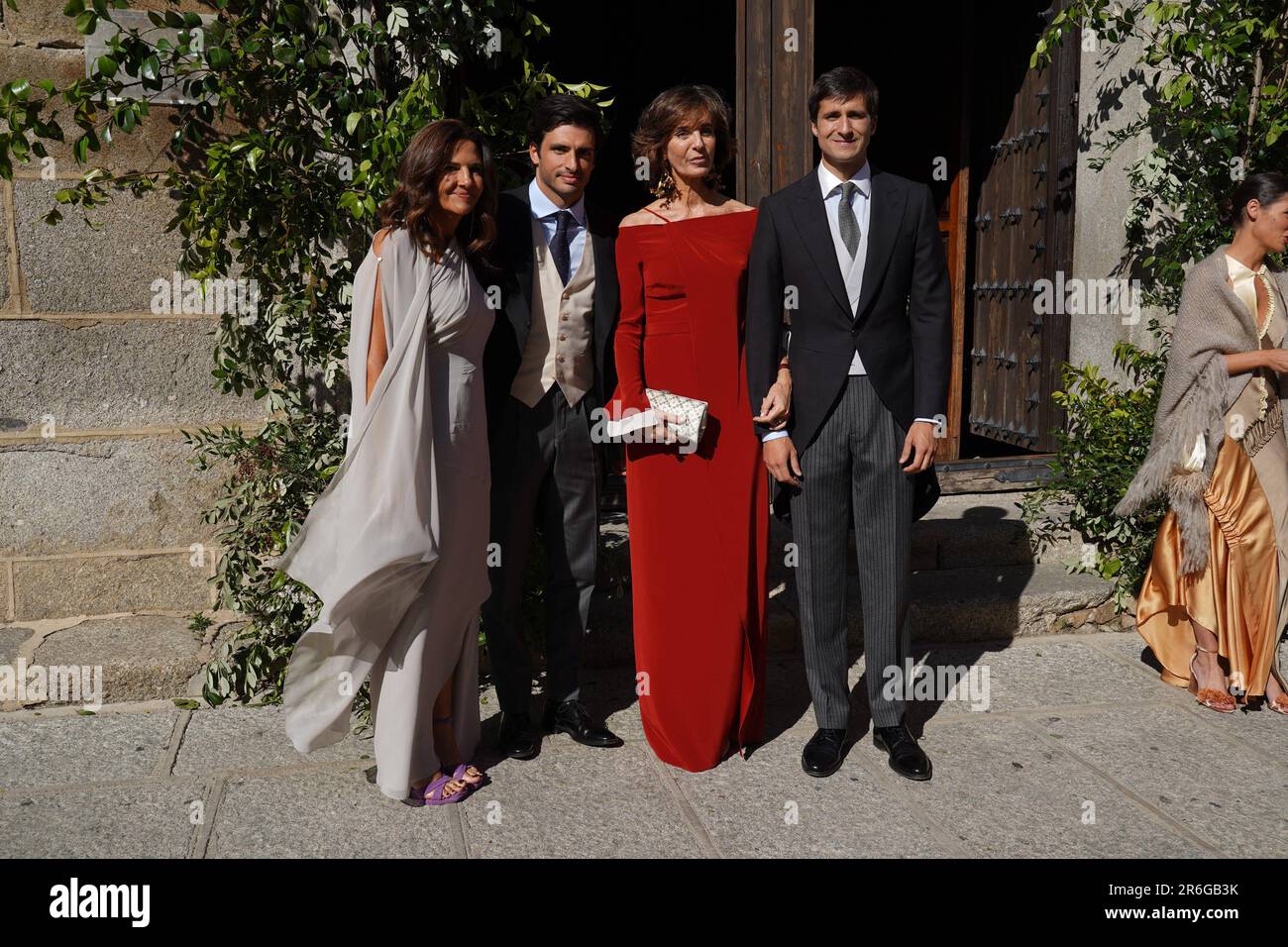 Lygia | Watercolor Artist | Live Painting (@lygiasalazart) • Instagram  photos and videos, image size:1300x956