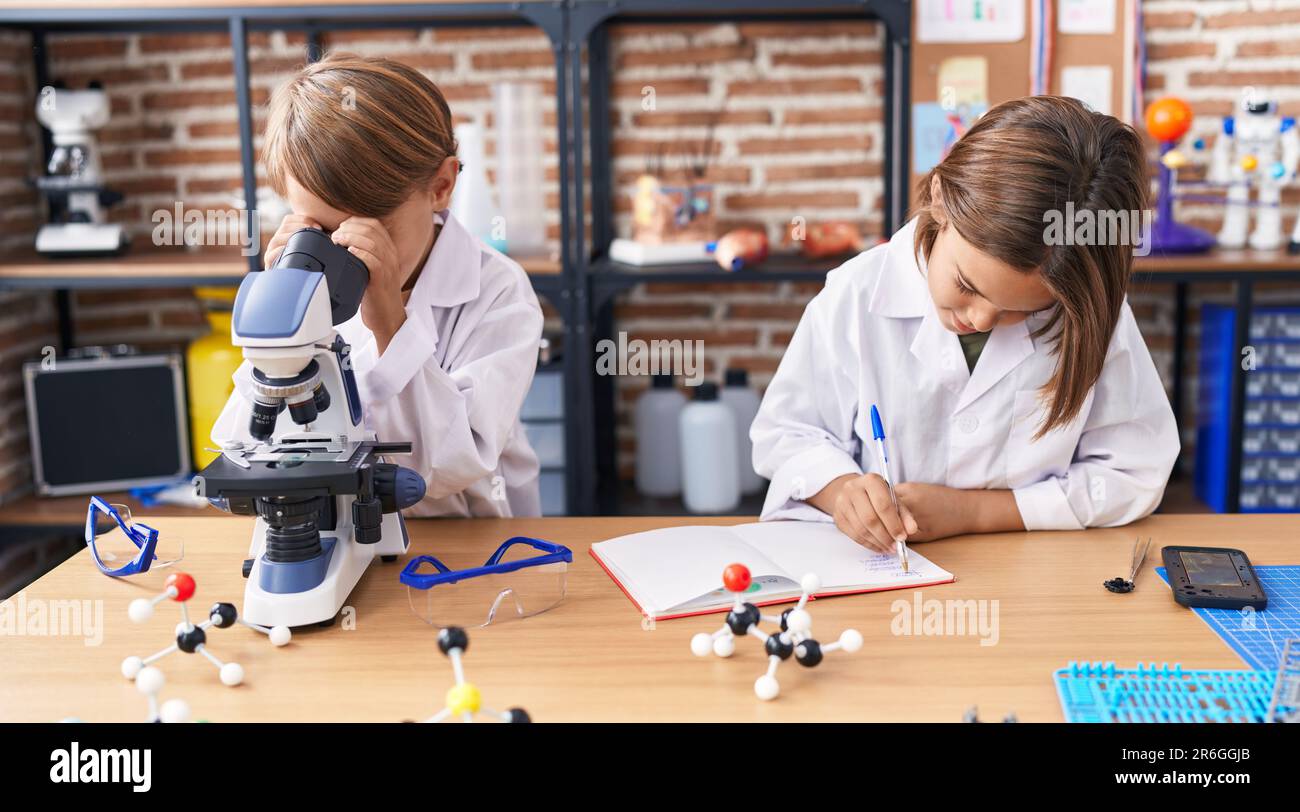 Scientist school lab notes hi-res stock photography and images - Alamy