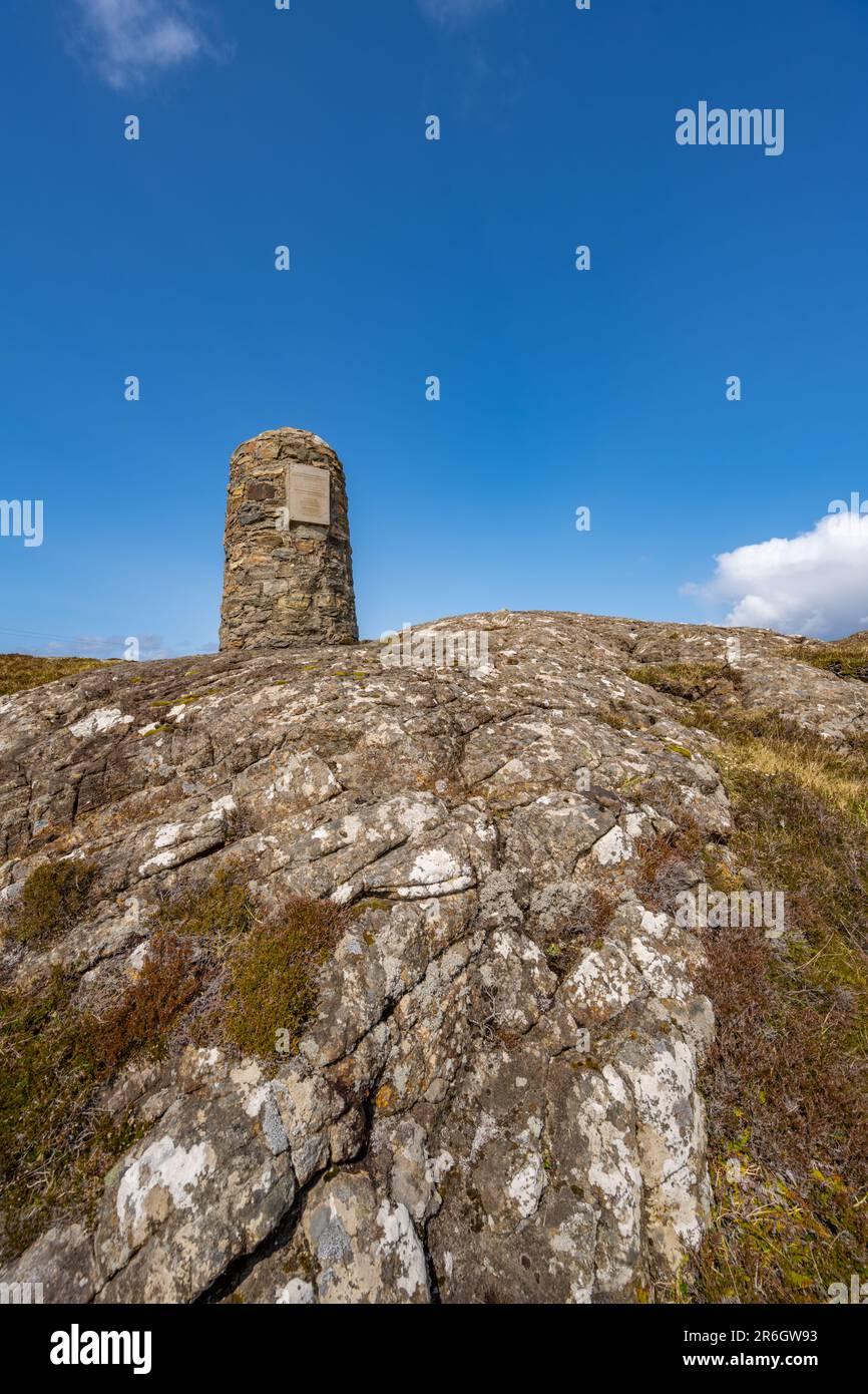 The pair commemorating the Bernera Riots of 1874 against the Clearences